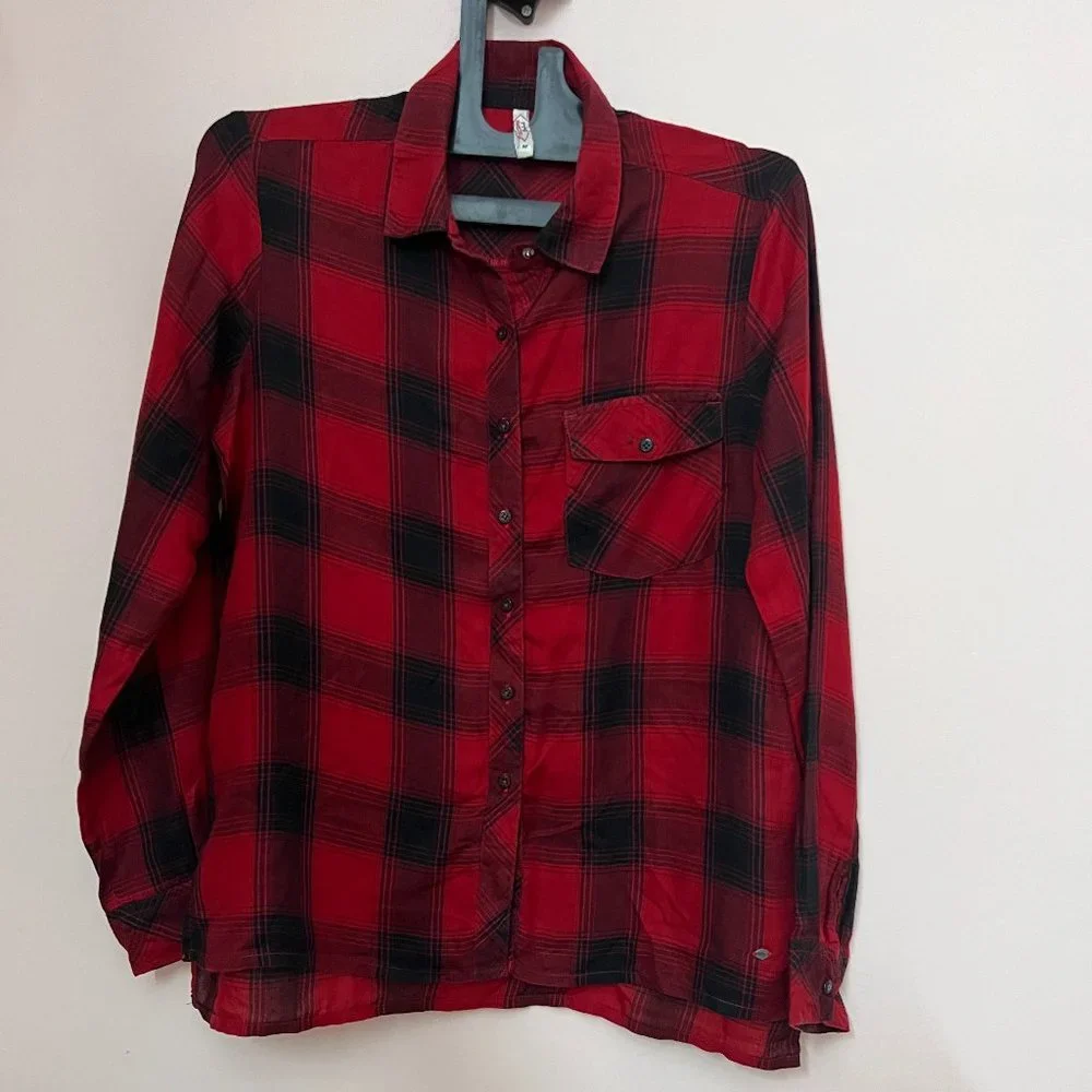 Bright Red and Black Lee Cooper Originals Full Sleeve Shirt - Picture 1 of 7